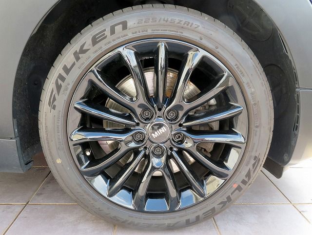 MINI COOPER S CLUBMAN