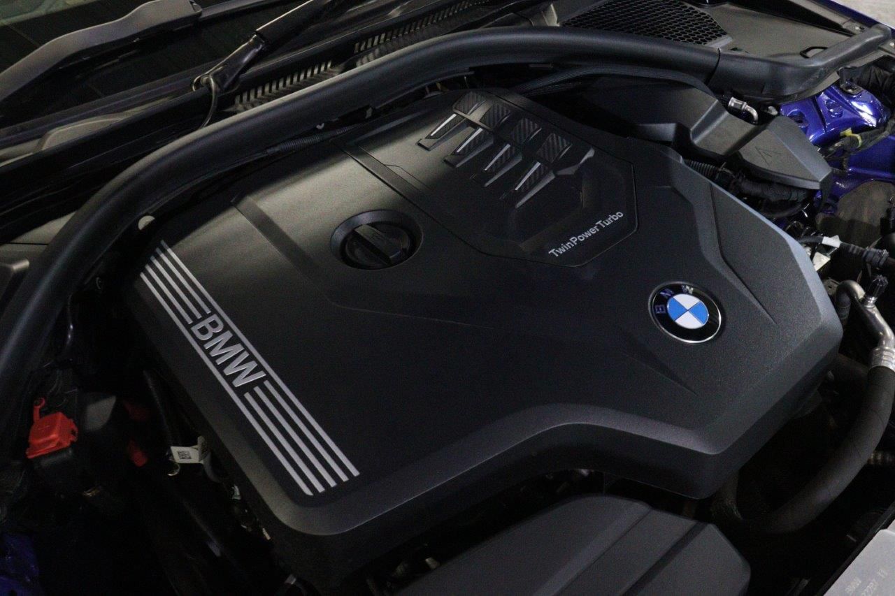 318i Touring RHD