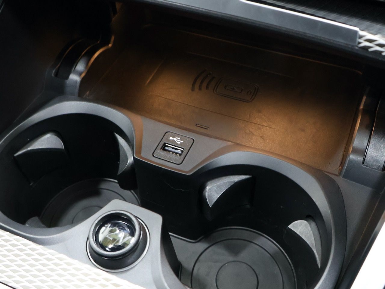 G20 320d xDrive RHD Saloon