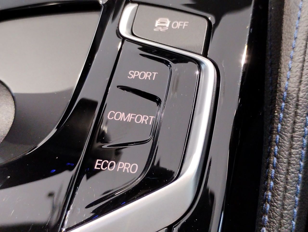 523D