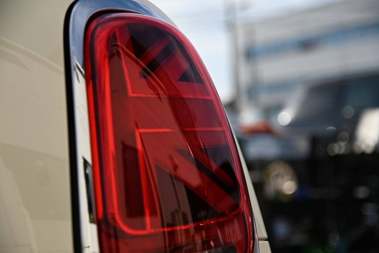 F55 MINI Cooper 5-Door Hatch LCI