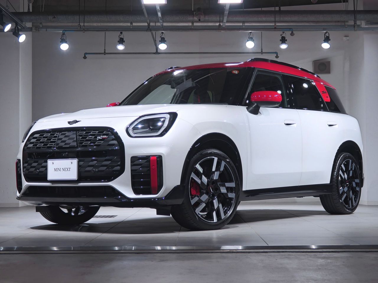 THE NEW MINI JOHN COOPER WORKS COUNTRYMAN ALL4