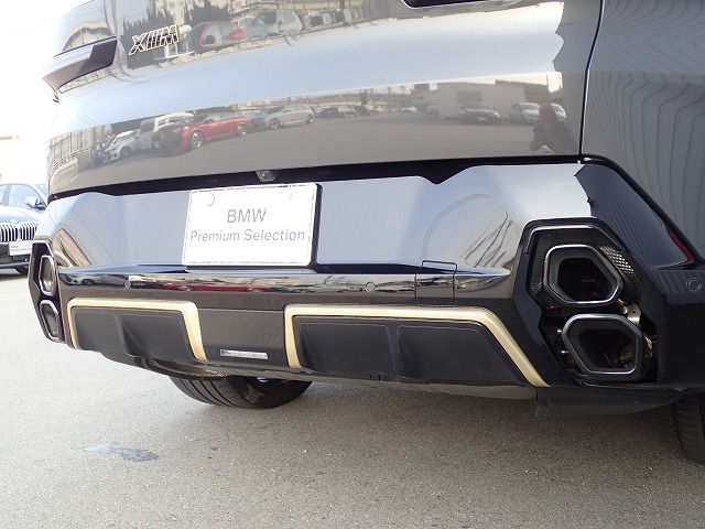 XM RHD