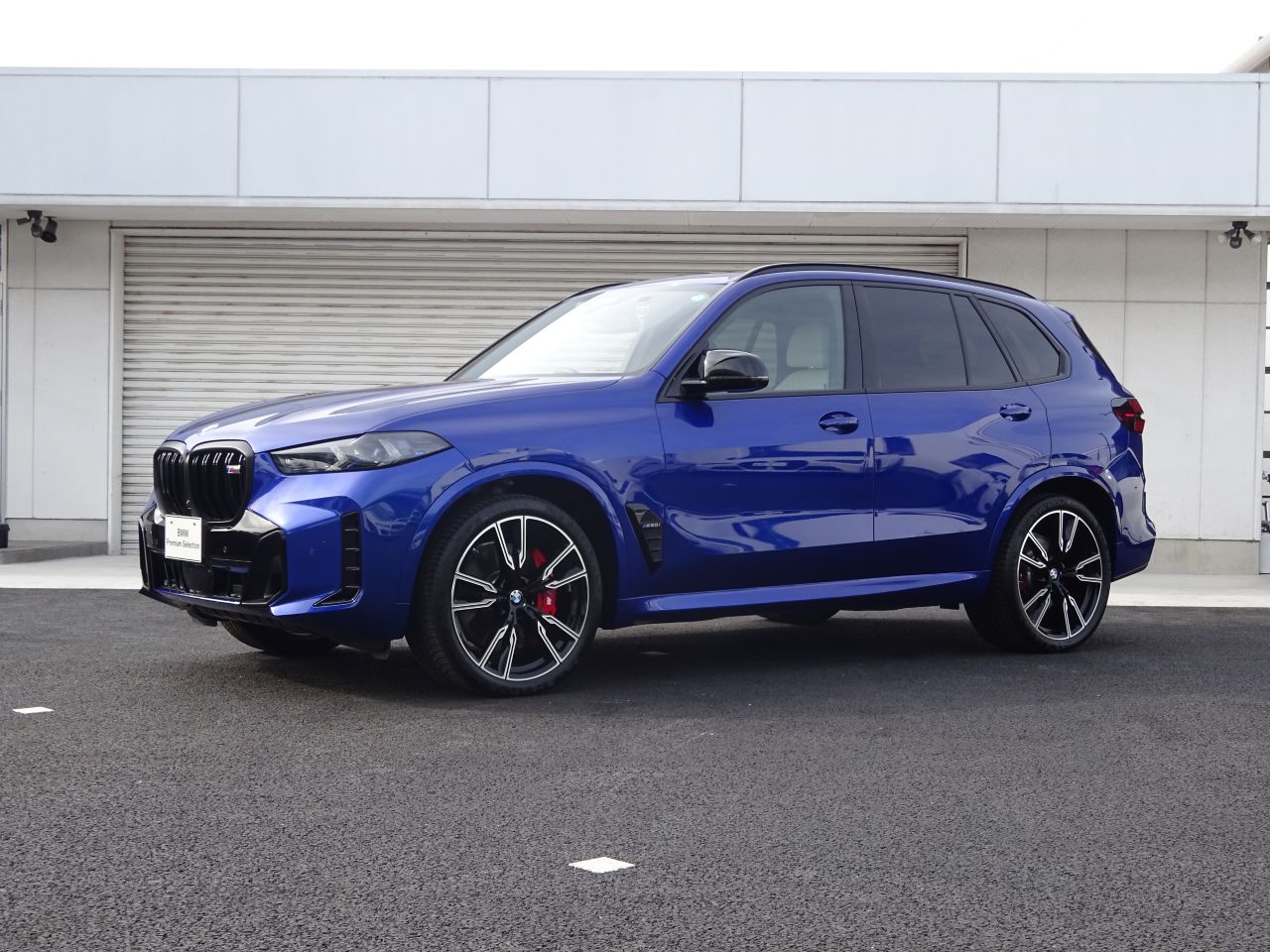 X5 M60i xDrive RHD