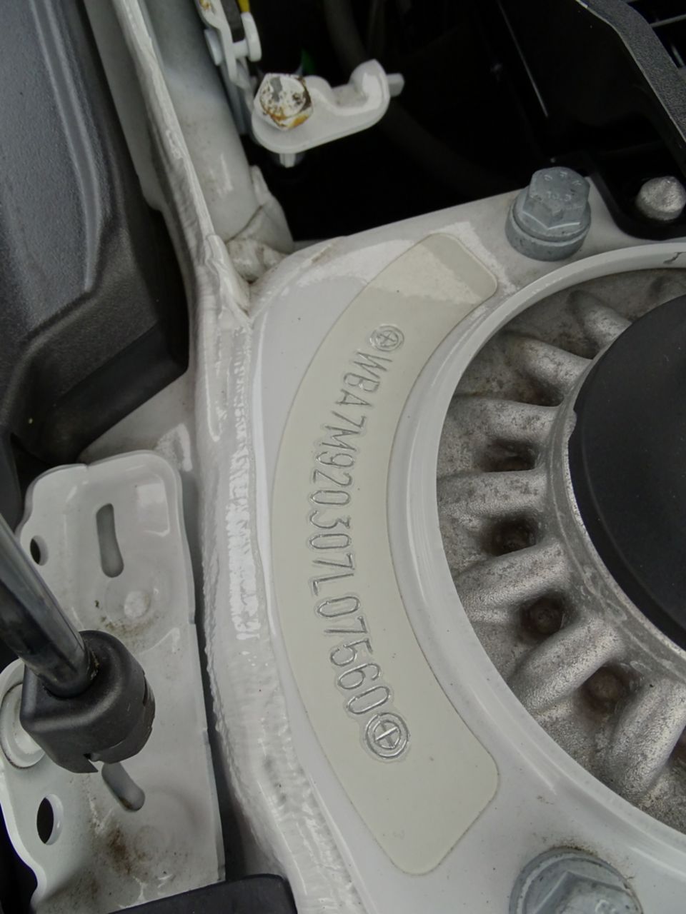 F40 118d Sports Hatch 5-door B47 2.0d