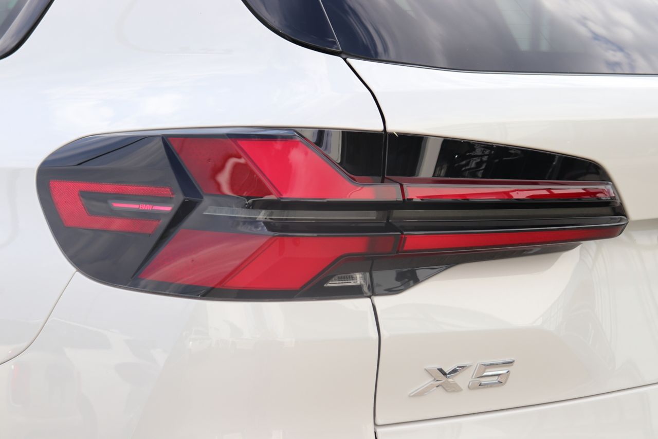 X5 xDrive40d RHD