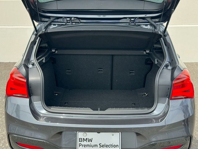 118D 5DOOR RHD