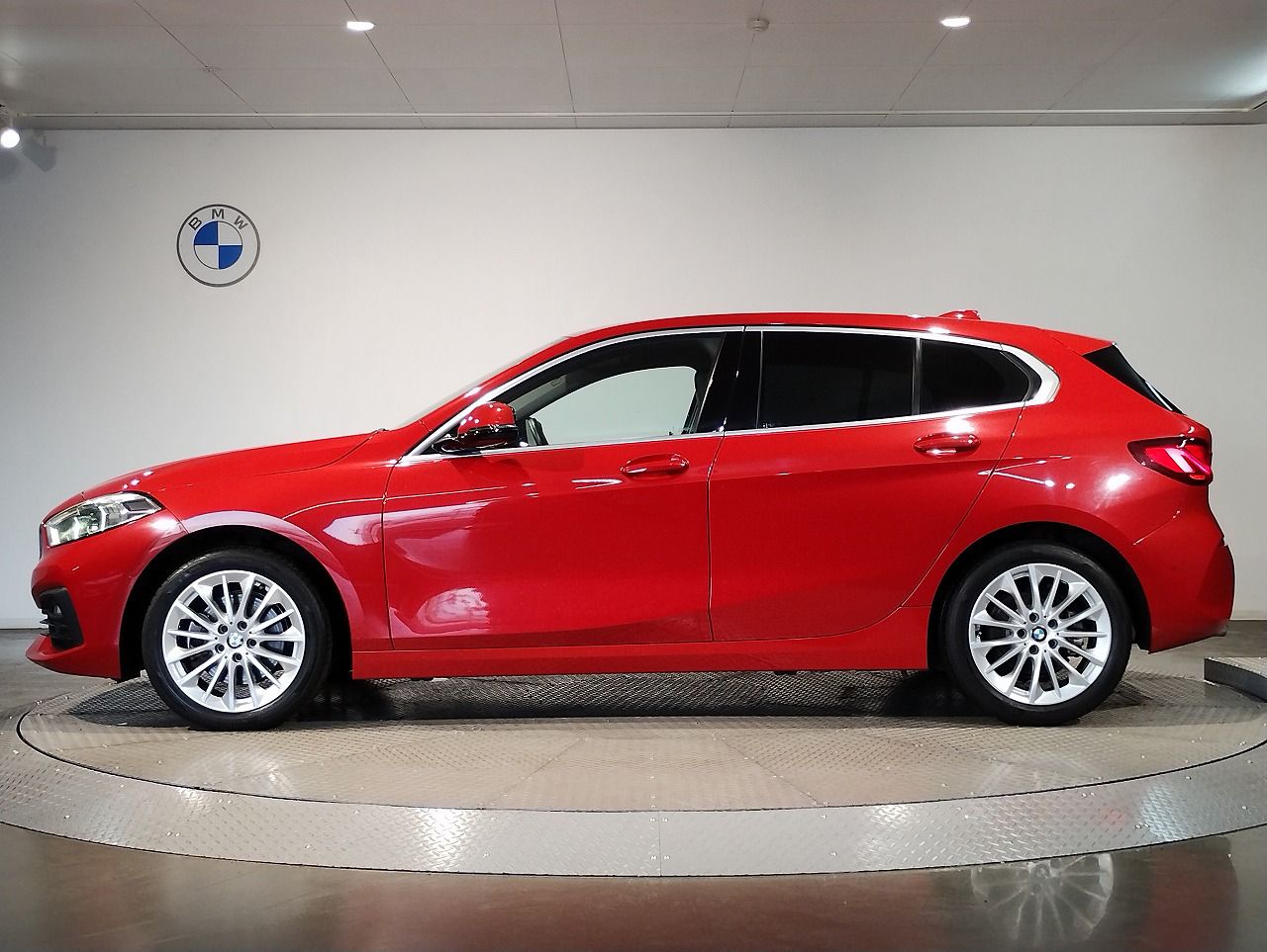 F40 118d Sports Hatch 5-door B47 2.0d