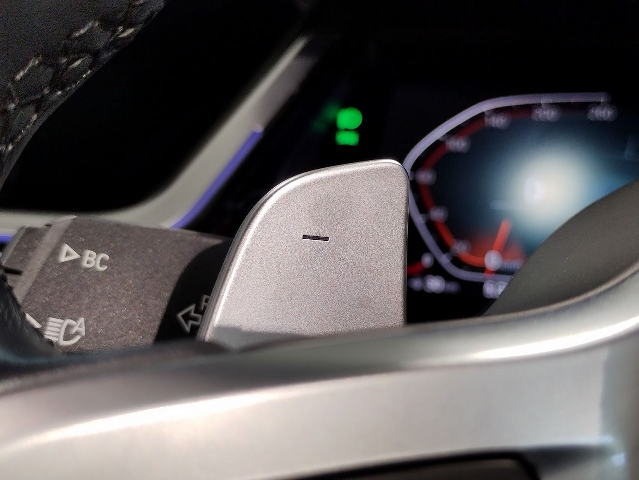 G29 z4 sDrive20i RHD