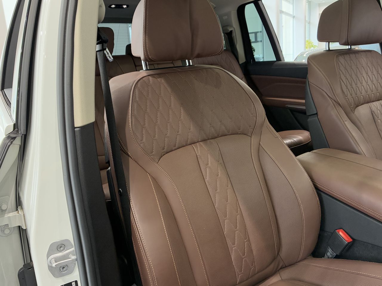 X7 xDrive40d RHD US