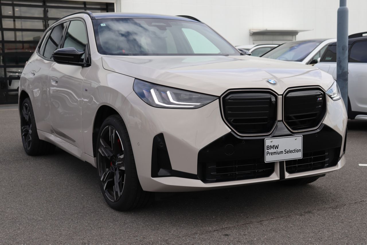 X3 M50 US