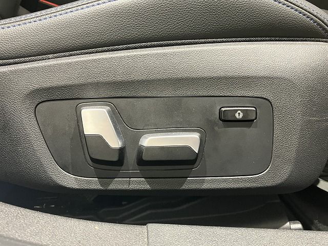 G21 320d xDrive Touring RHD