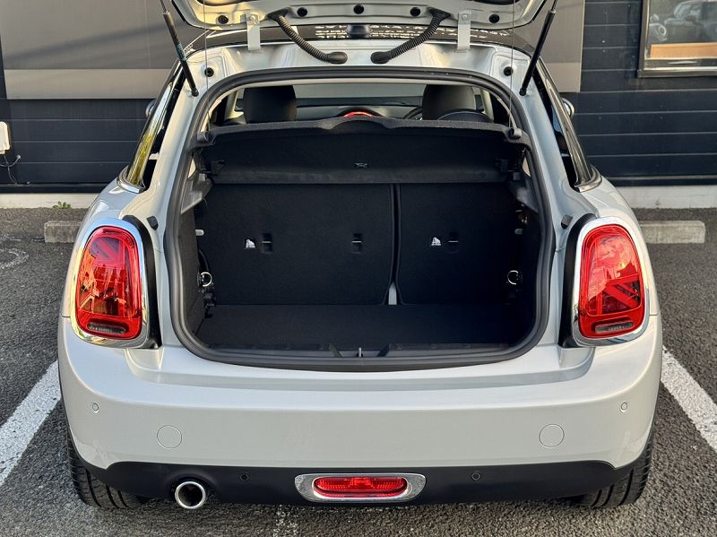 MINI F55 Cooper D 5dr Hatch LCI