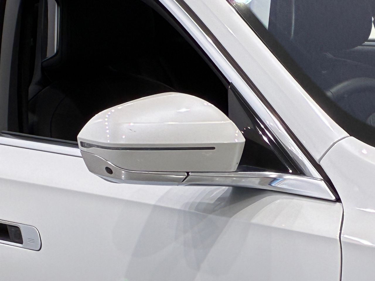 i7 xDrive60 Sedan RHD