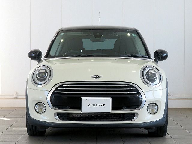 F55 COOPER D (AT)