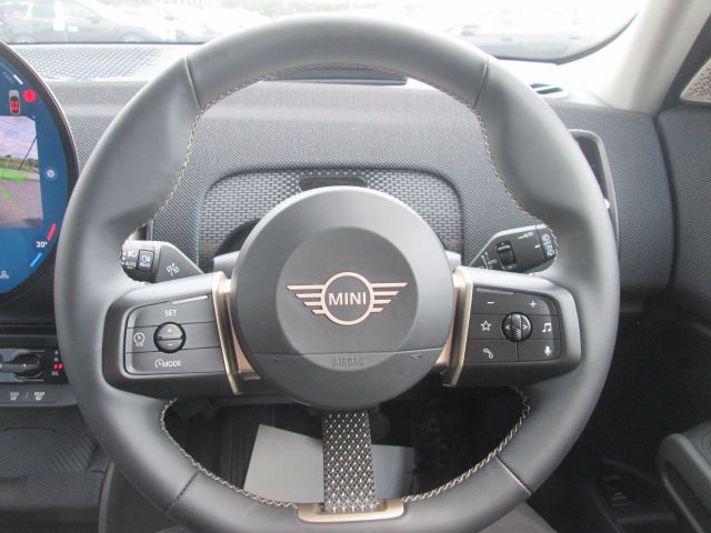 U25 MINI Countryman C