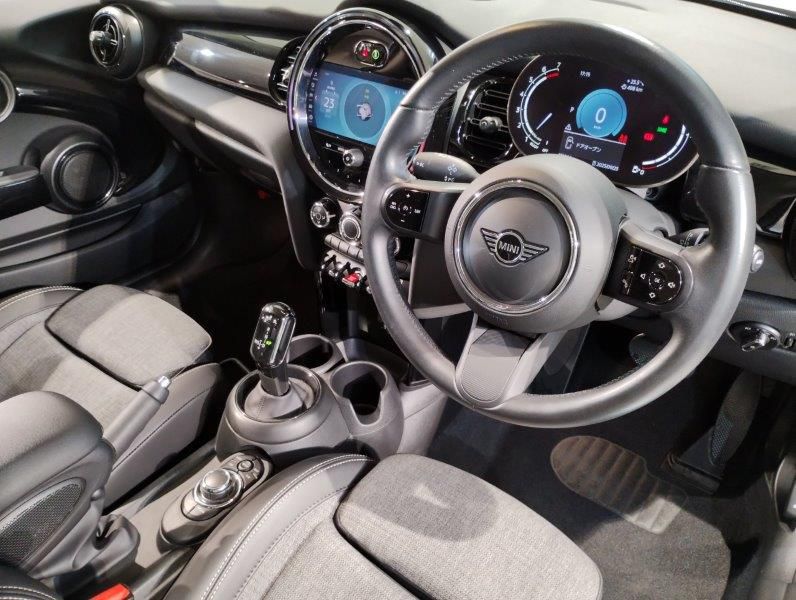 MINI One Hatch RHD F56