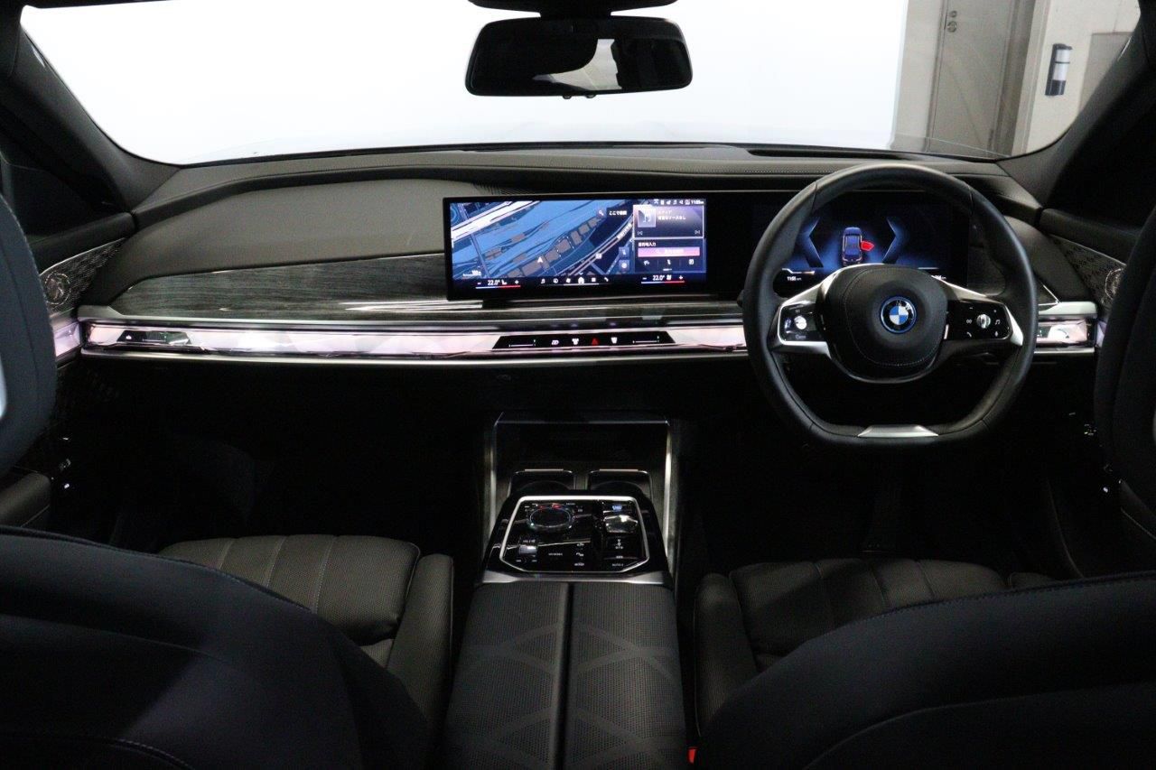 BMW i7 eDrive50 Sedan RHD