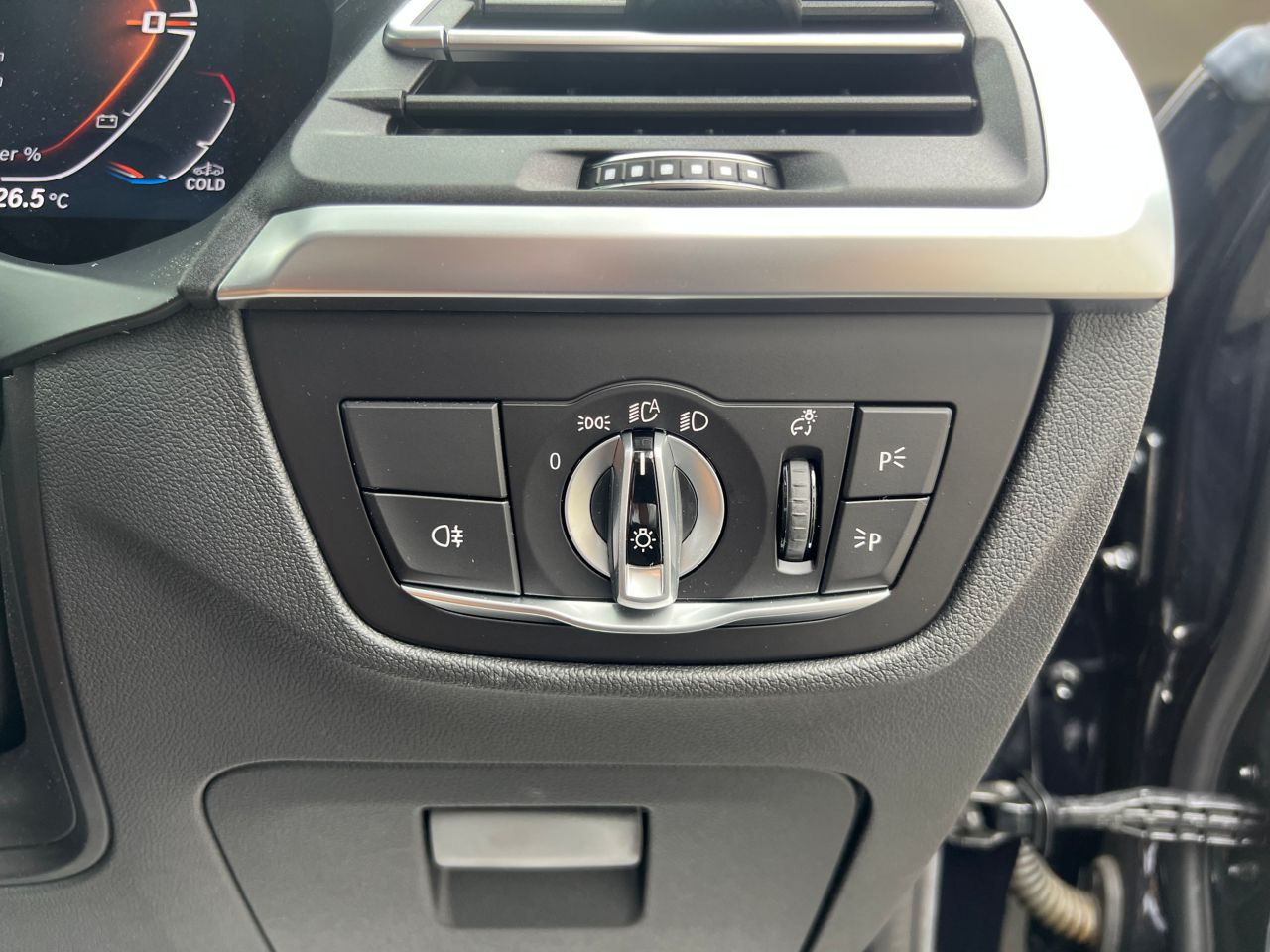G01 X3 M40d RHD LCI ZA