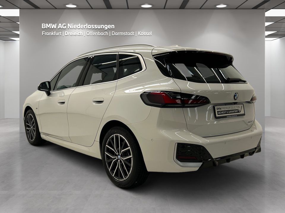 BMW 218