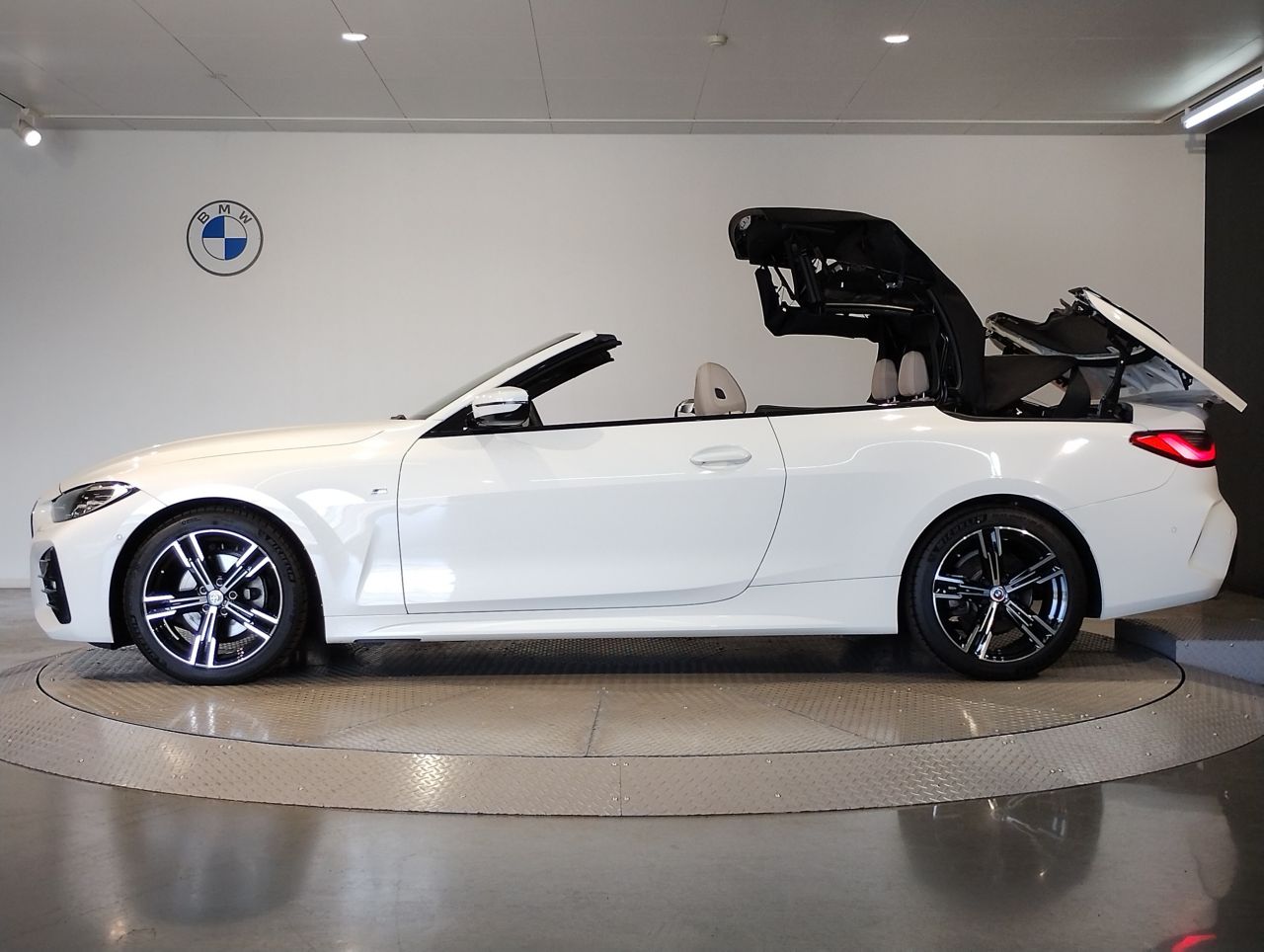 G23 420i Convertible RHD