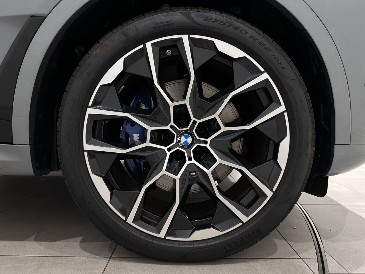 X7 xDrive40d RHD US