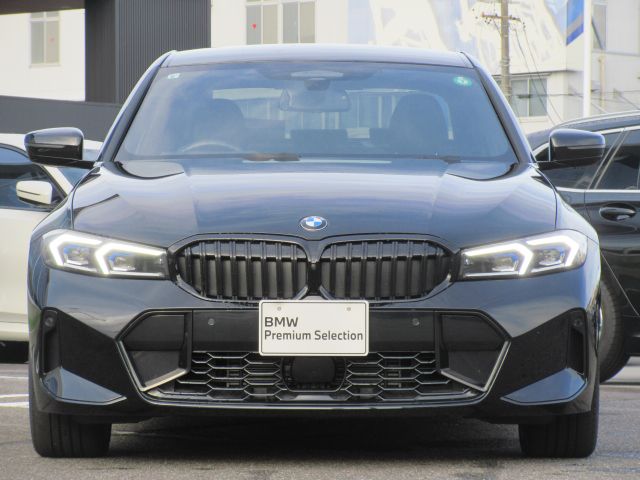 320d xDrive Berline RHD