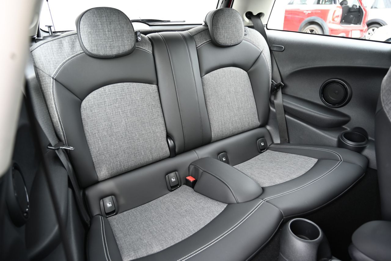 MINI Cooper F56 RHD
