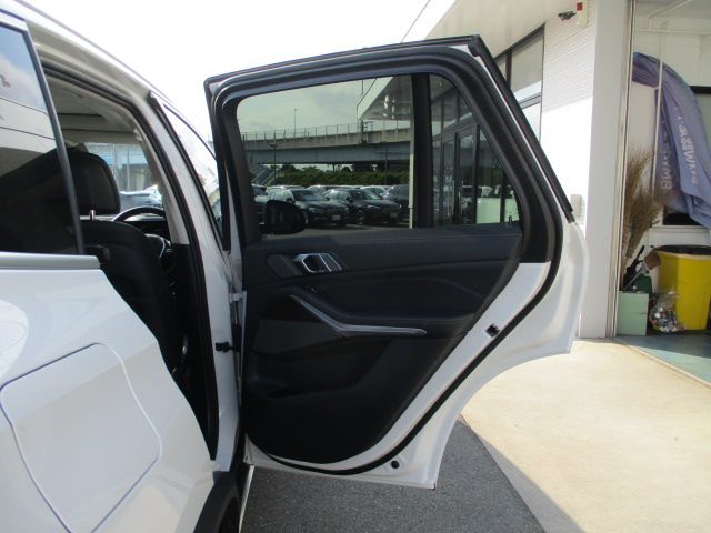 X5 xDrive30d RHD