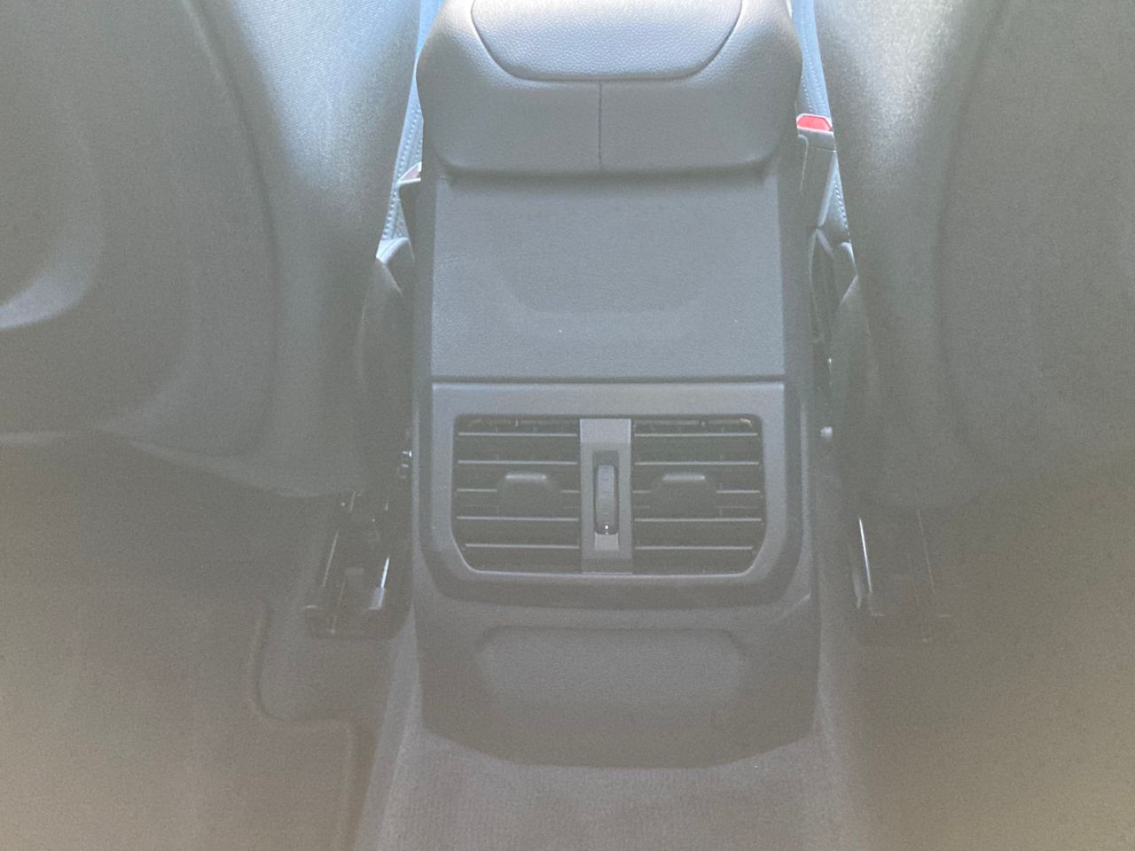 F40 118d Sports Hatch 5-door B47 2.0d