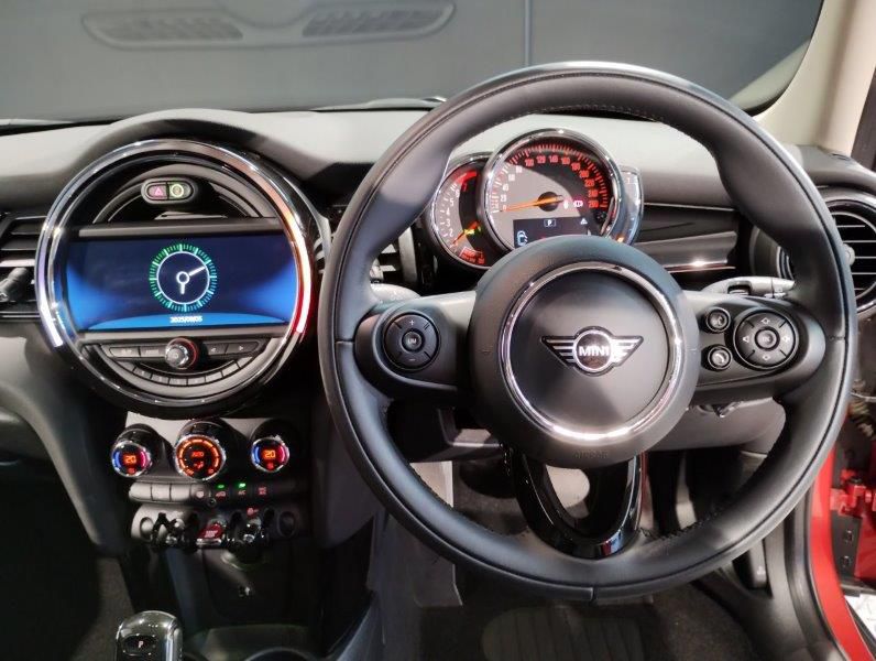 F55 MINI Cooper 5-Door Hatch LCI