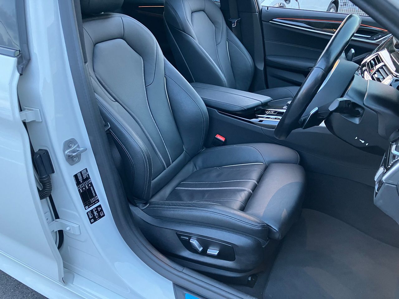 520d xDrive Touring RHD
