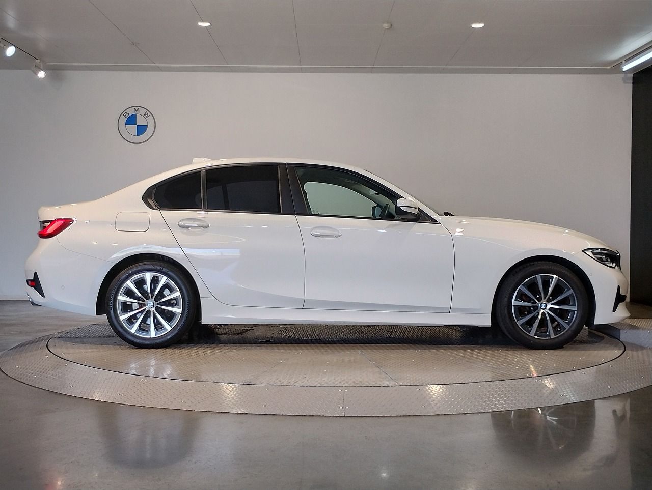 318i Berline RHD
