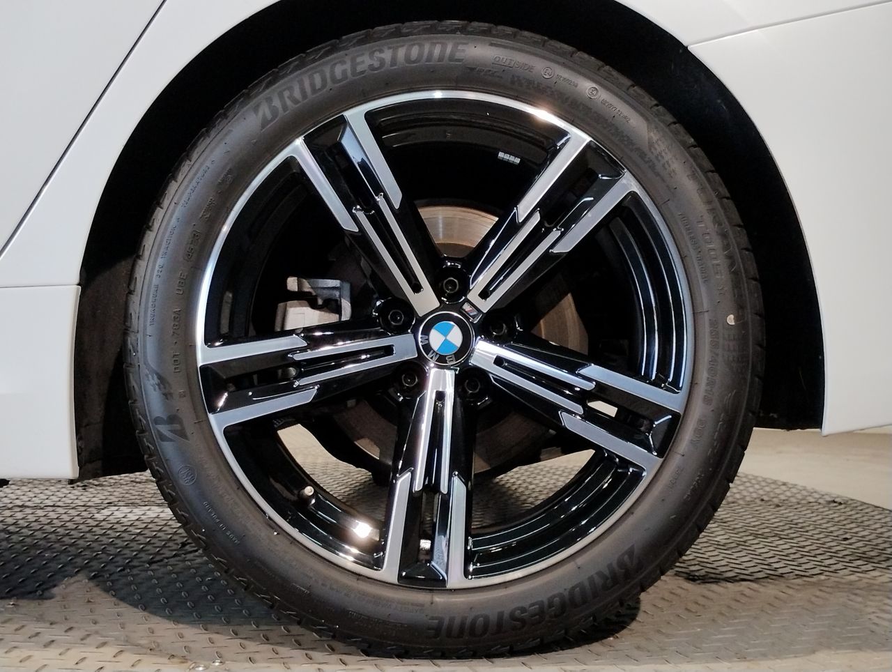 G20 320i Saloon LCI RHD MX