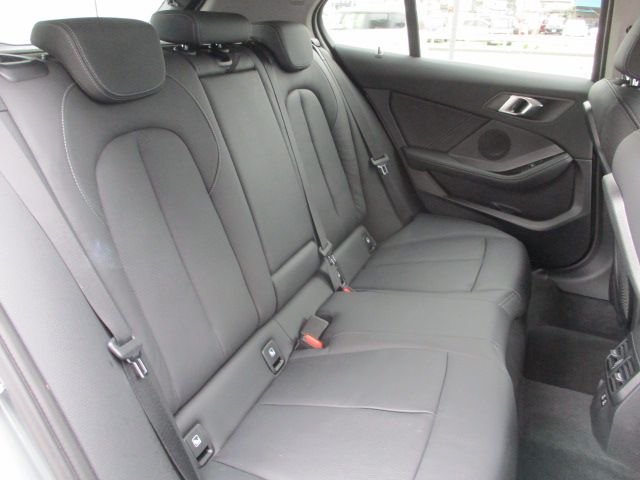 F40 118d Sports Hatch 5-door B47 2.0d