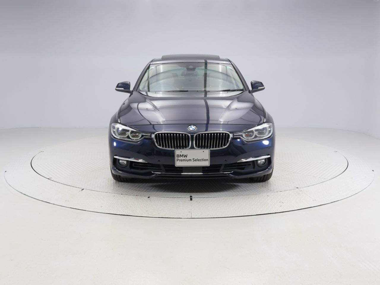 340I SEDAN RHD
