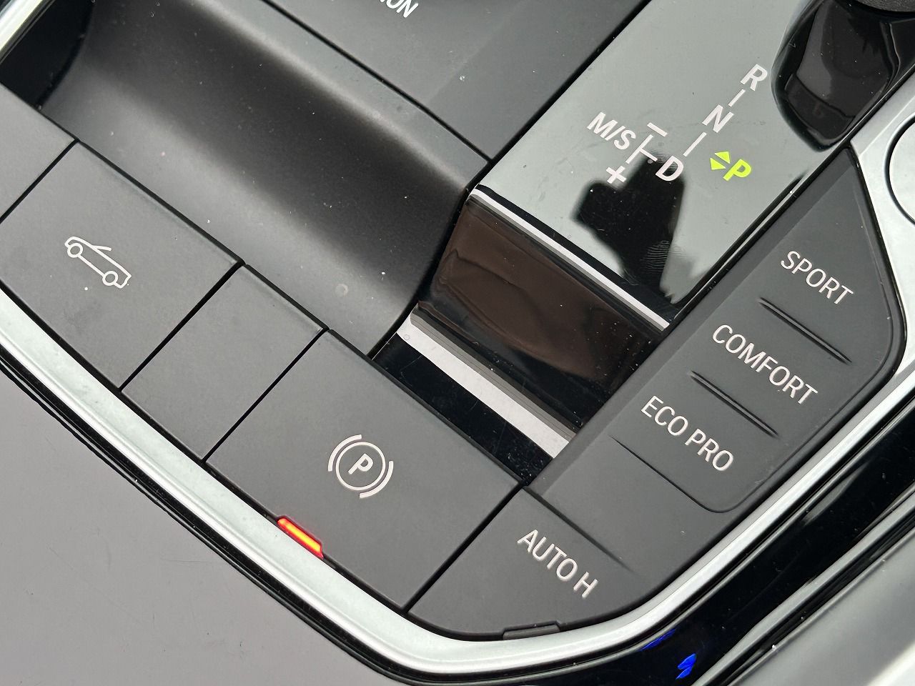 G29 z4 sDrive20i RHD