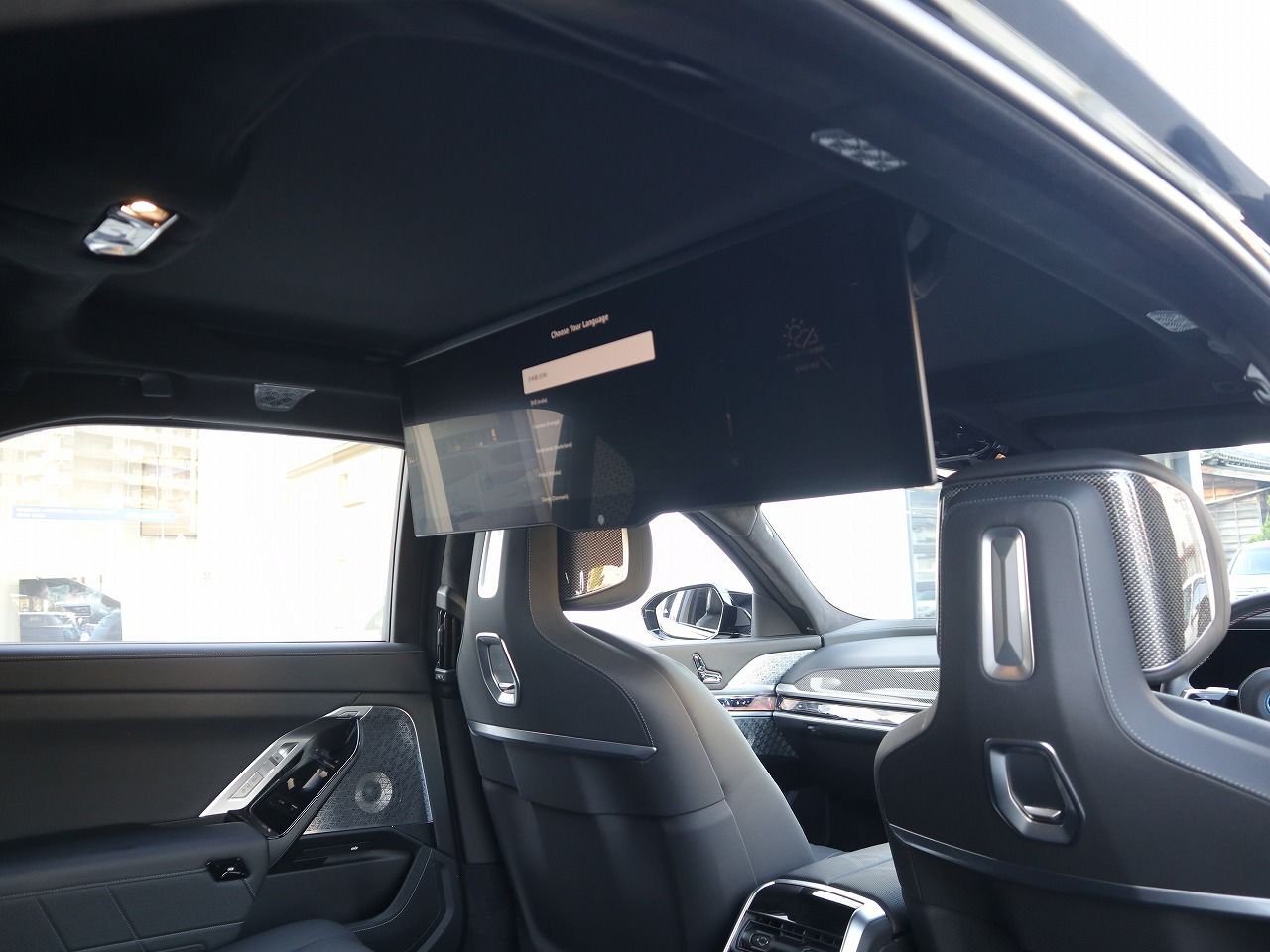 BMW i7 M70 xDrive Sedan RHD