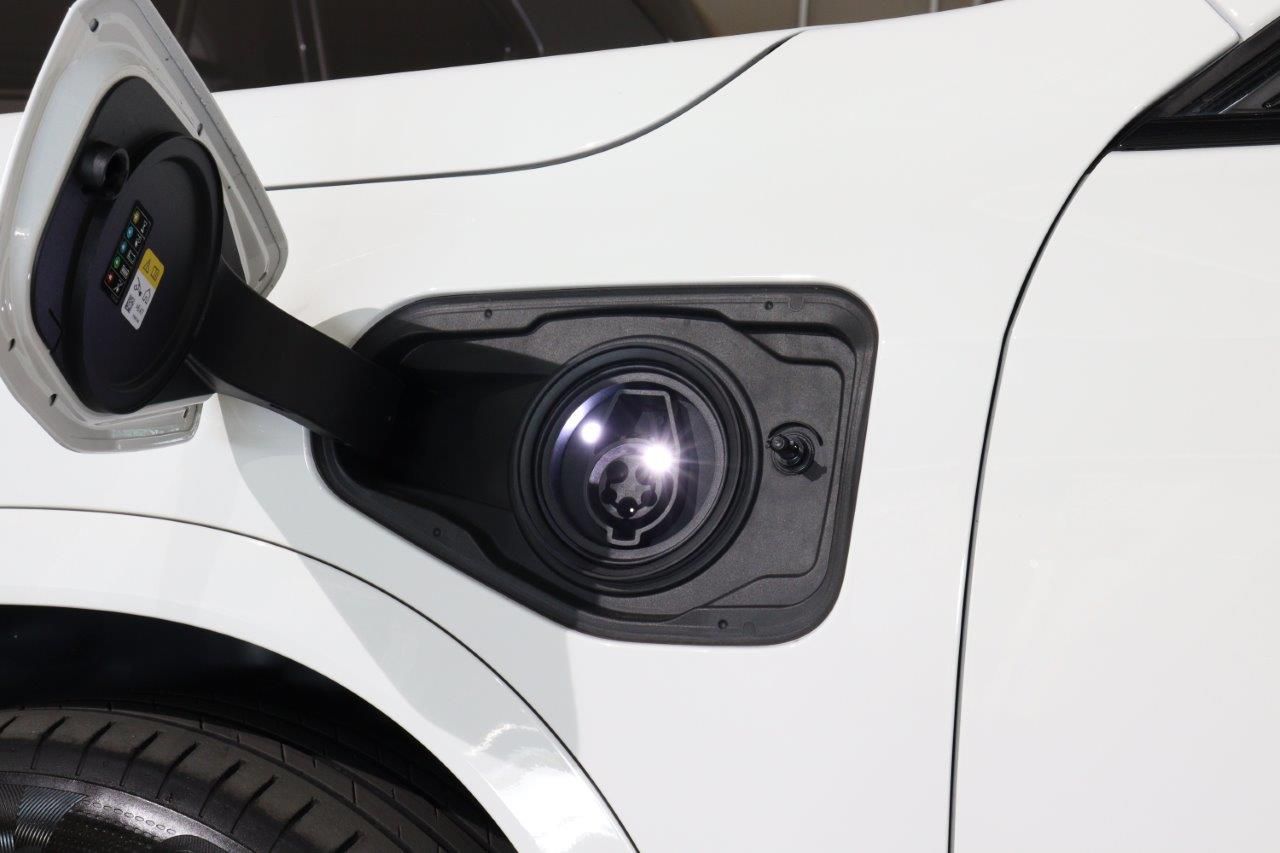 U11 iX1 xDrive30