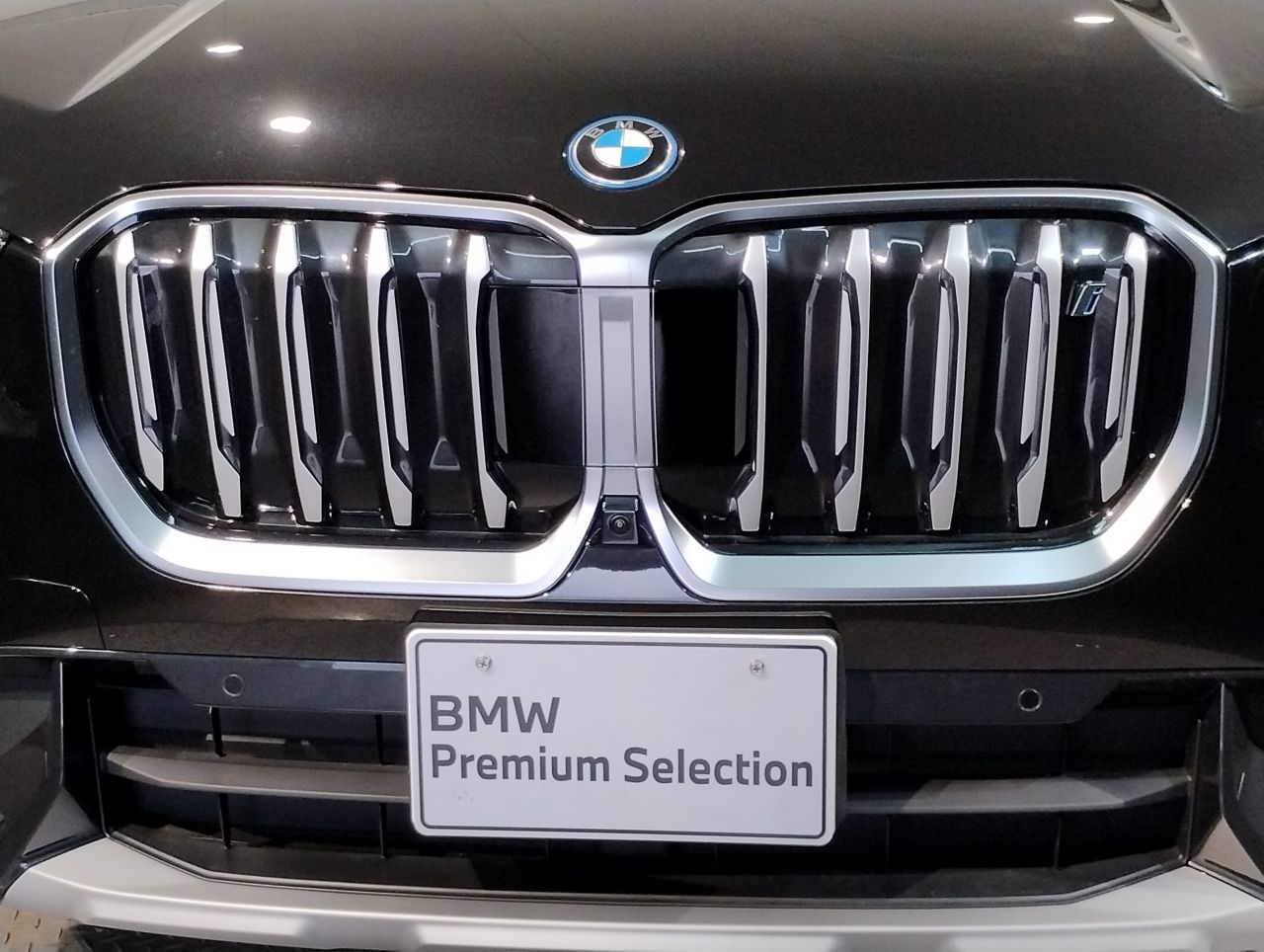 U11 iX1 xDrive30