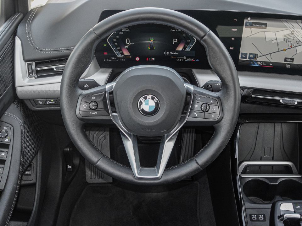 BMW 218