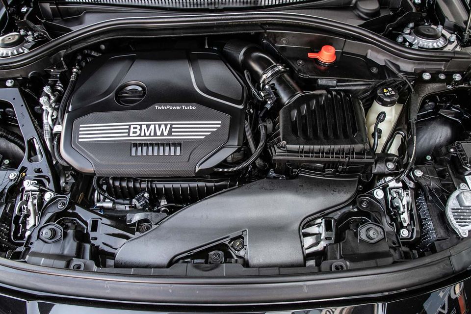 BMW 218