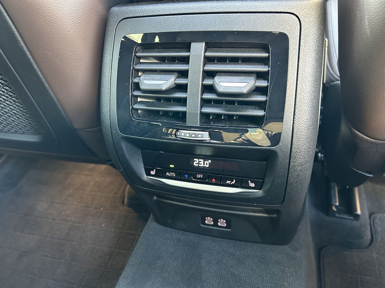 G02 X4 M40i RHD LCI