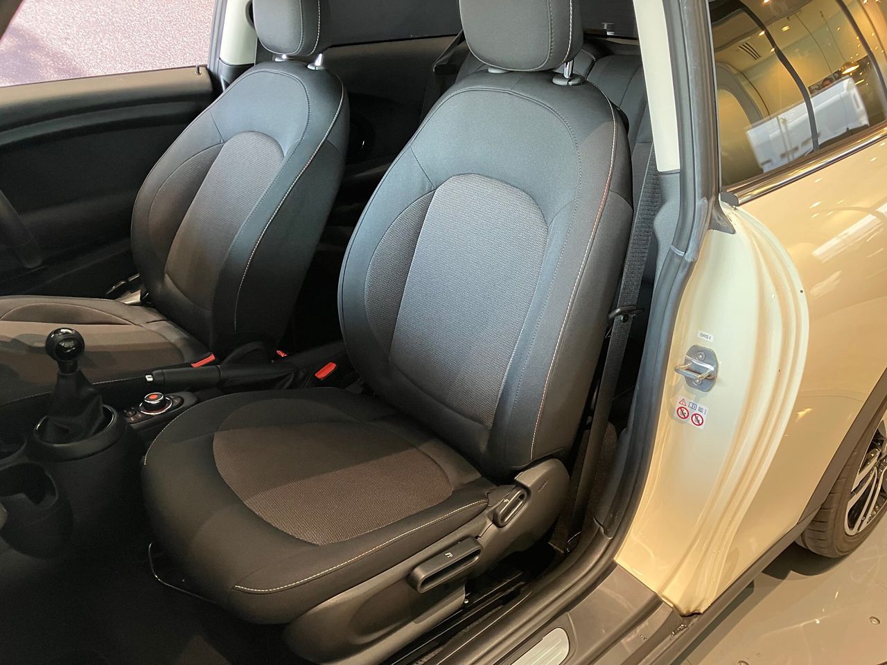 F56 MINI Cooper 3-Door Hatch LCI