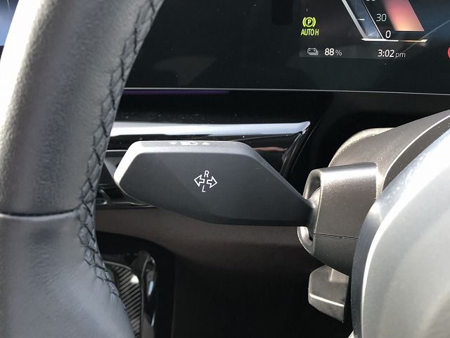 U11 iX1 xDrive30