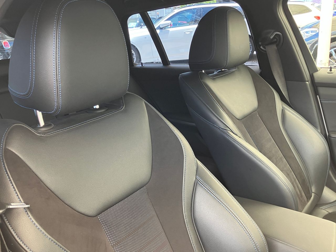 G21 318i Touring