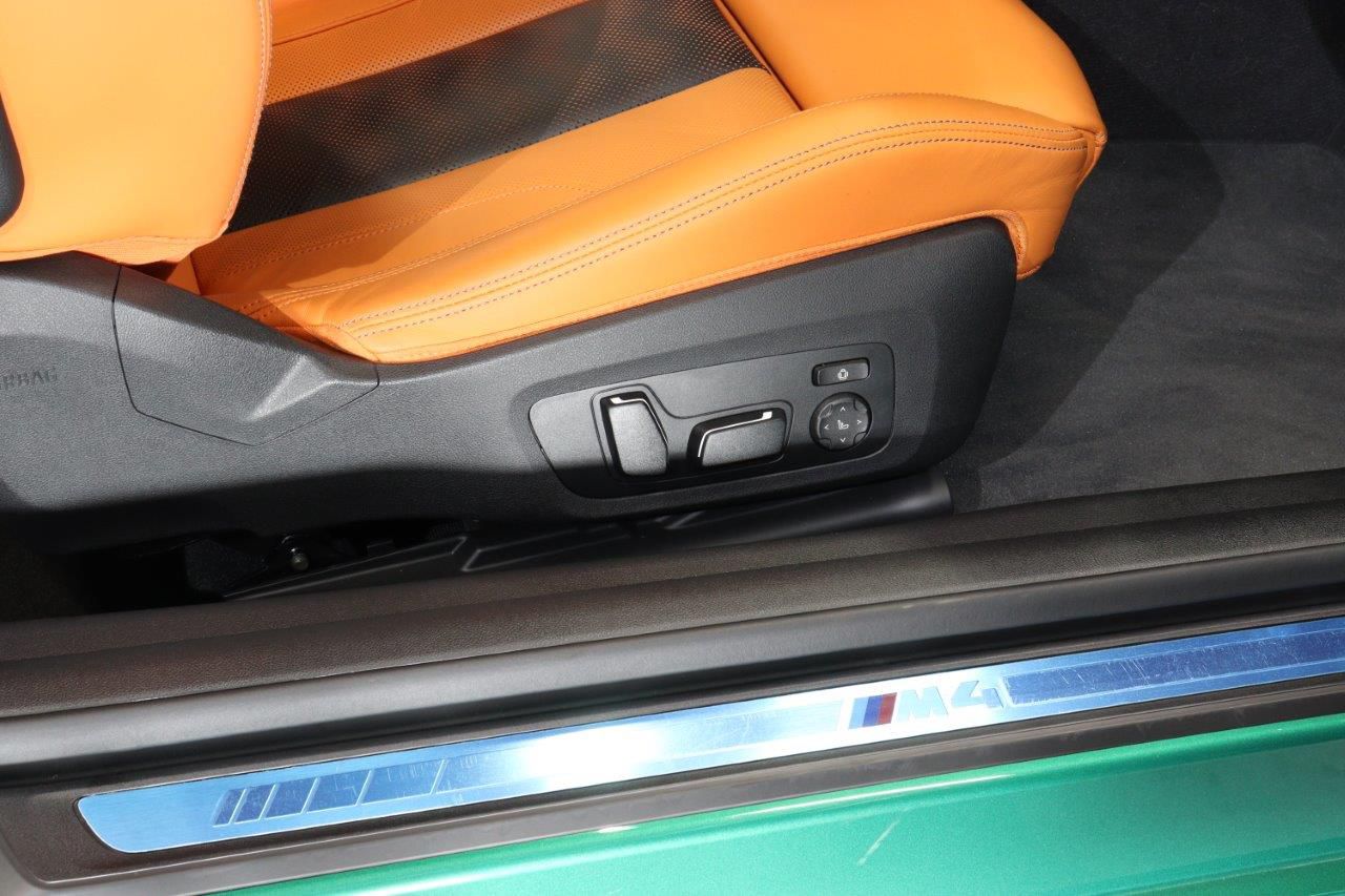 G*** M* C********** M x***** C********** RHD