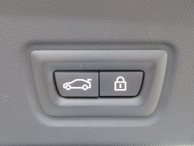 G26 i4 eDrive40 RHD