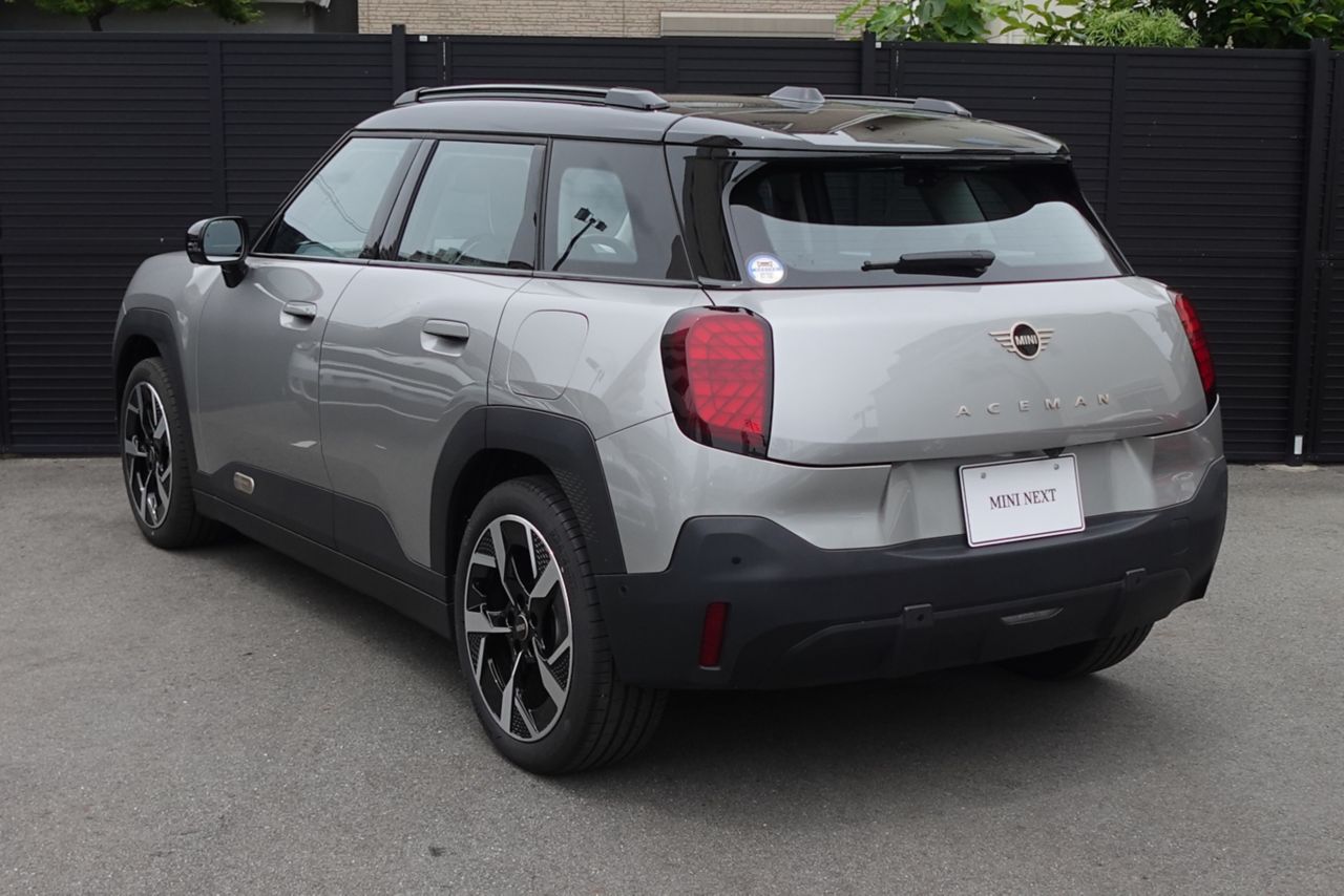 J05 MINI Aceman E