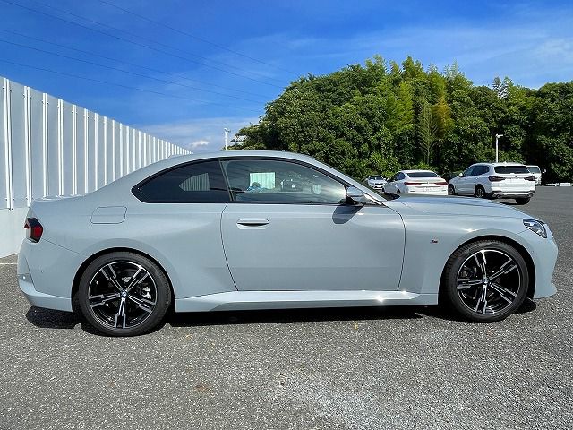 G42 220i Coupe